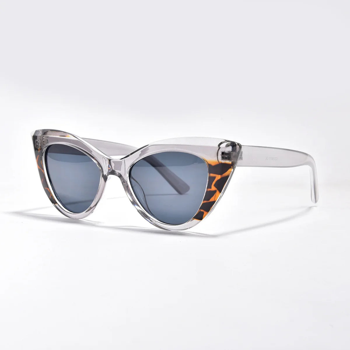 Vintage Cat Eye Sunglasses for Women UV400 Eyewear
