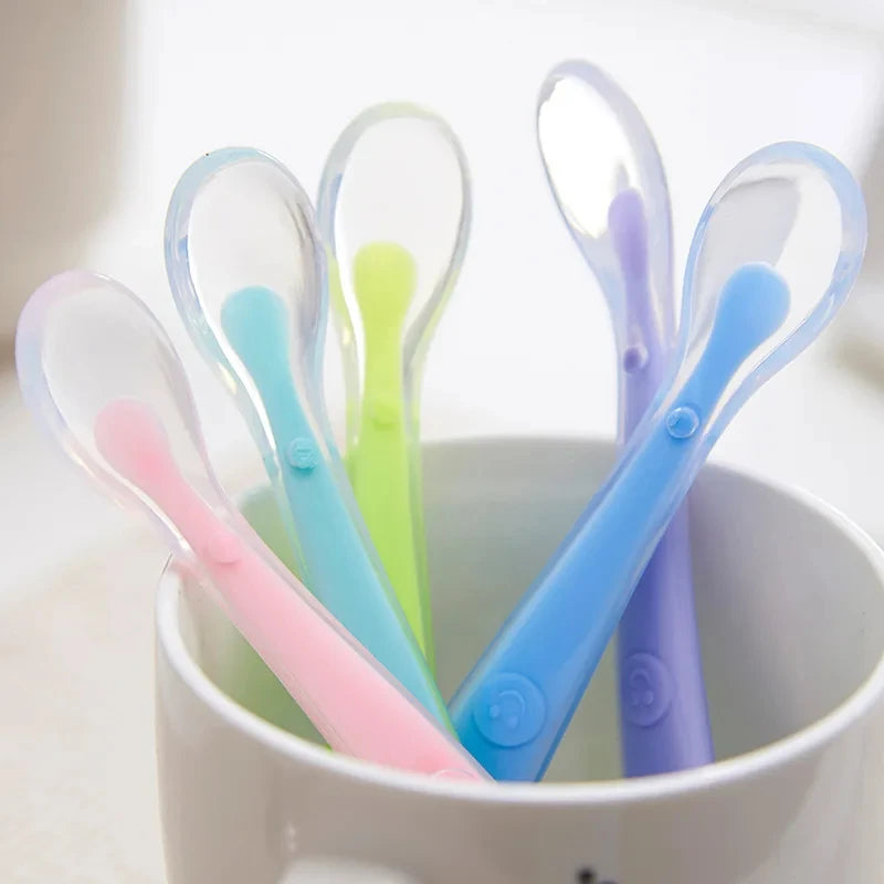 Baby soft silicone Spoon With Storage Box Spoon Baby Feeding Tableware Candy Color Feeder Children's Feeding Supplies Baby Items