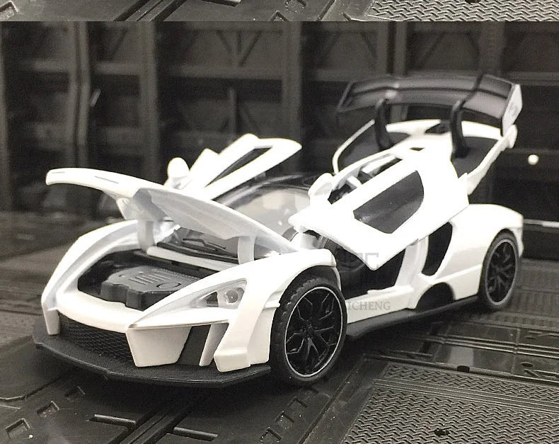 1/32 Diecasting Alloy Senna Sports Car Models Toys Simulation Vehicles with Sound Light Pull Back Supercar Toys