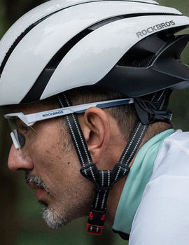Bike Helmet Integrally-molded Ultralight Bicycle Helmet Breathable Adults Headwear Satey MTB Road Riding Cycling Helmet