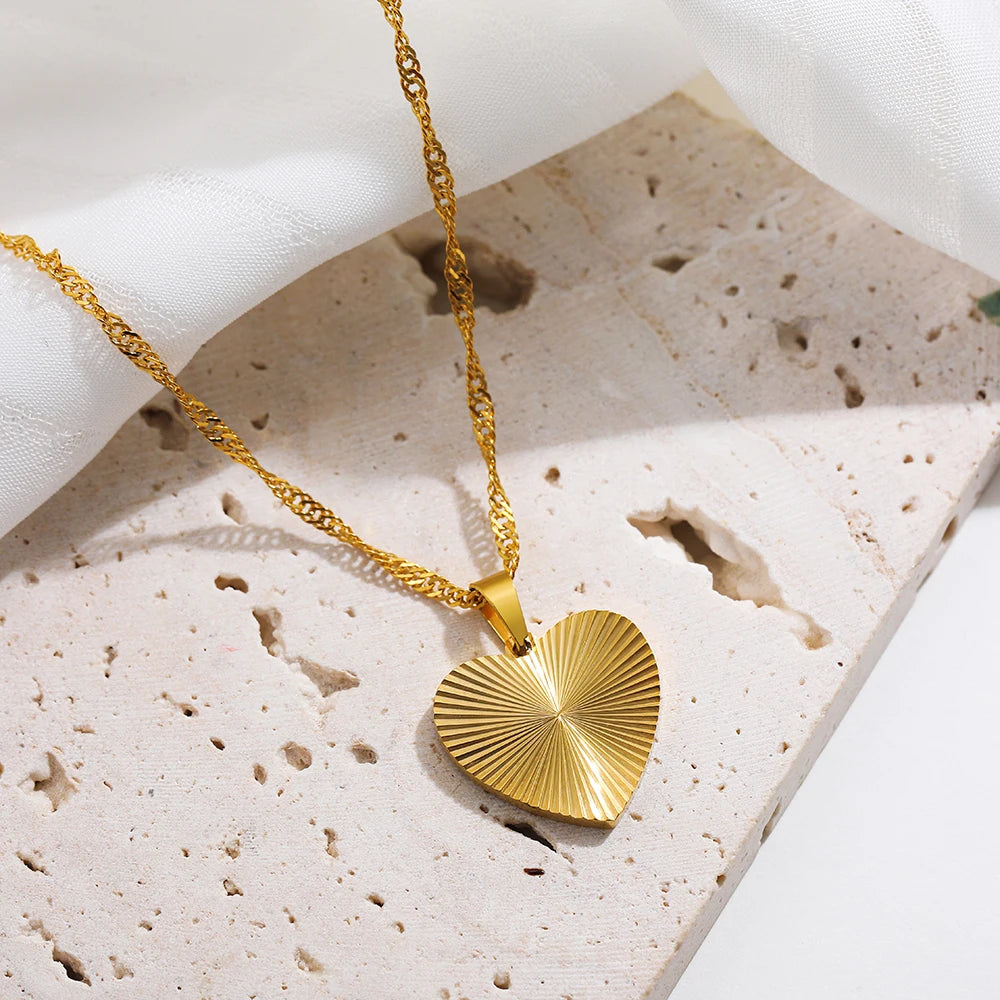 Geometric Round Heart Butterfly Pendant Necklace for Women Gold Plated Stainless Steel Chain Necklaces