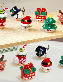 MINI Christmas Tree Santa Claus Building Blocks DIY Elk Snowman Set Diamond Bricks Toys  Adult New Year Gift