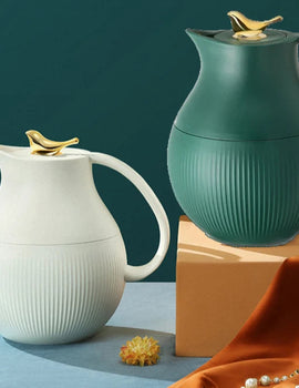 950ml Retro Insulated Flask Kettle Vacuum Thermal Water Coffee Carafe Household Portable Tea Pot Hot Water Bottle