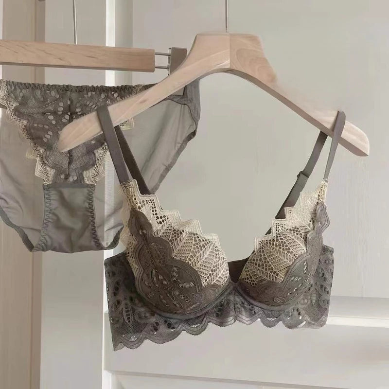 Womens Lace Minimizer Underwire Bra and Brief Set