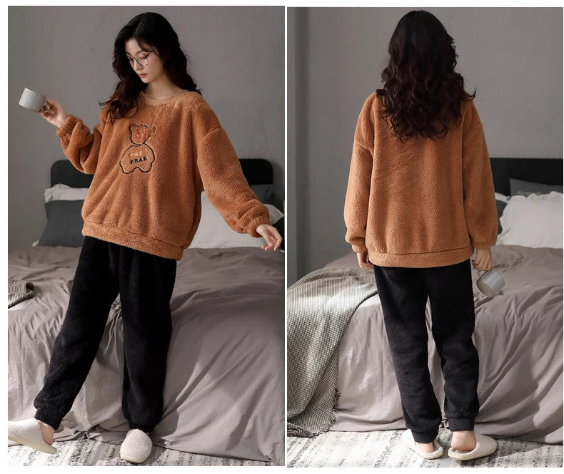 Women’s Winter Flannel Pajama Set – Warm, Thick Coral Fleece 2-Piece Loungewear