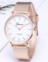 Luxury Wrist Watches for Women Fashion Quartz Watch Silicone Band Dial Women Casual Ladies Watch