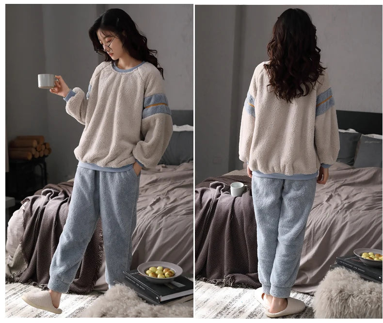 Women’s Winter Flannel Pajama Set – Warm, Thick Coral Fleece 2-Piece Loungewear