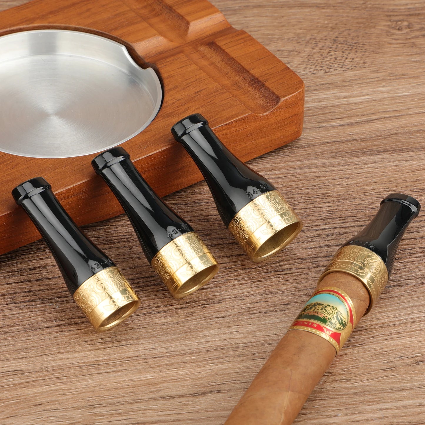 Cigar Mouthpiece for Men and Women Portable 4 Size Cigar Holder Set with Gift Box