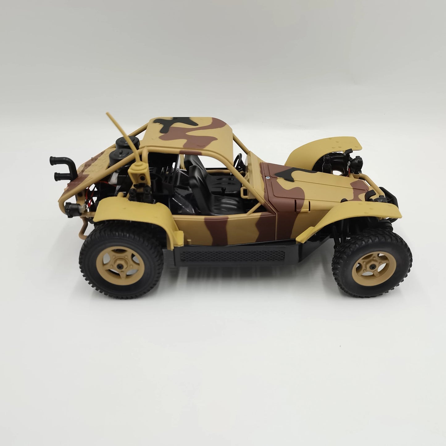 1 to 16 Scale 4WD Remote Control Assault Combat Vehicle