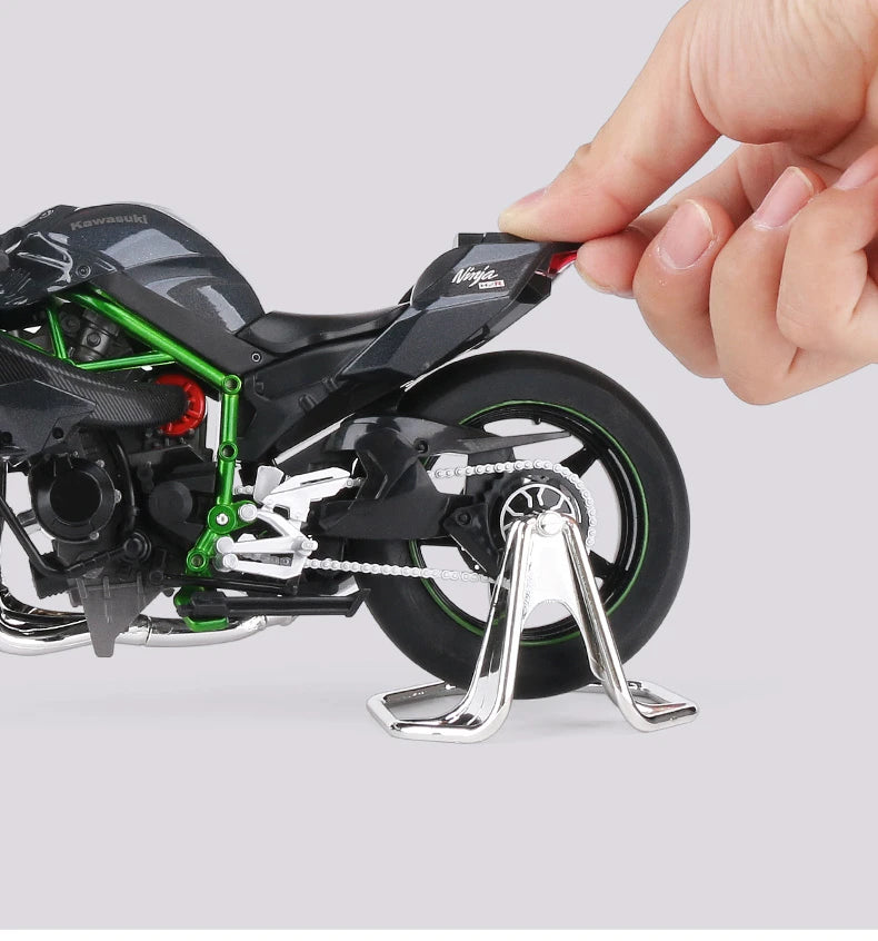 Diecast H2 H2R Racing Motorcycle Model 1 to 9 Scale