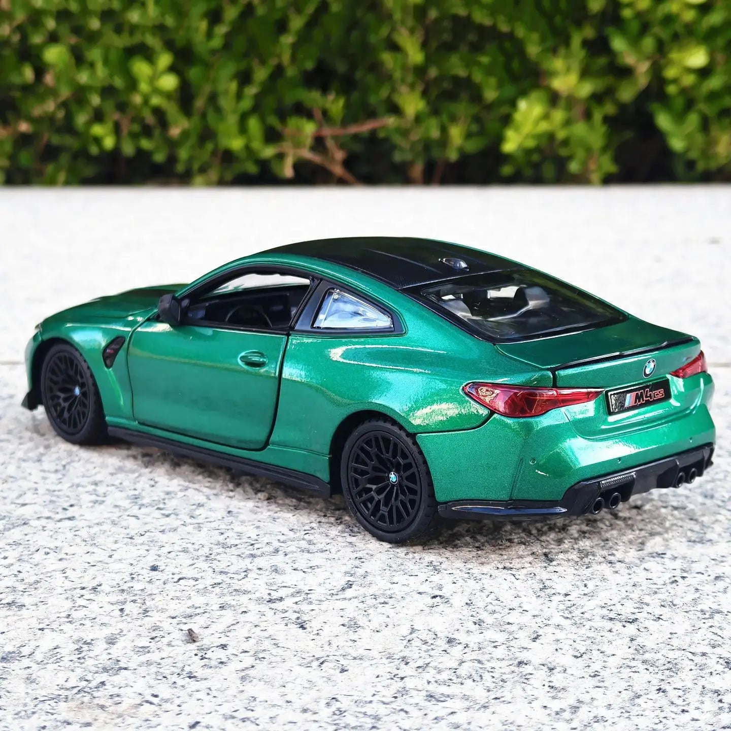 1 24 Scale BMW M4 CS Diecast Model Car