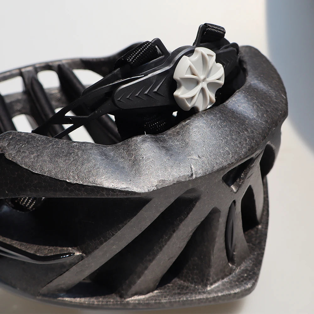 Ultra Lightweight Road And Mountain Bike Cycling Helmet