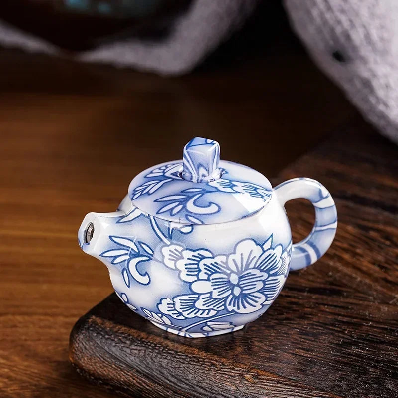 Creative Teapot Gas Lighter Adjustable Flames with Playing Inflation Windproof Red Flame Cigarette Accessories Unique Gift