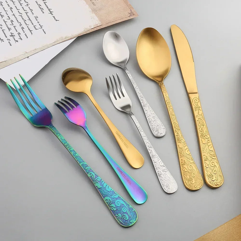 24pcs Golden Spoon Knife Fork Set Luxury Stainless Steel Tableware Set High-end Retro Complete Cutlery for 6 People Home Decor