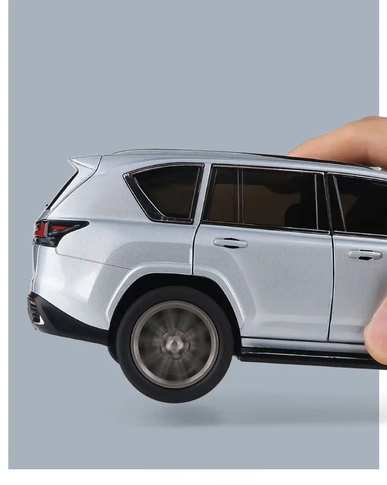 1:24 Lexus LX600 SUV Metal Model Car Toys Alloy Diecast Simulation Offroad Vehicles Sound And Light Cars