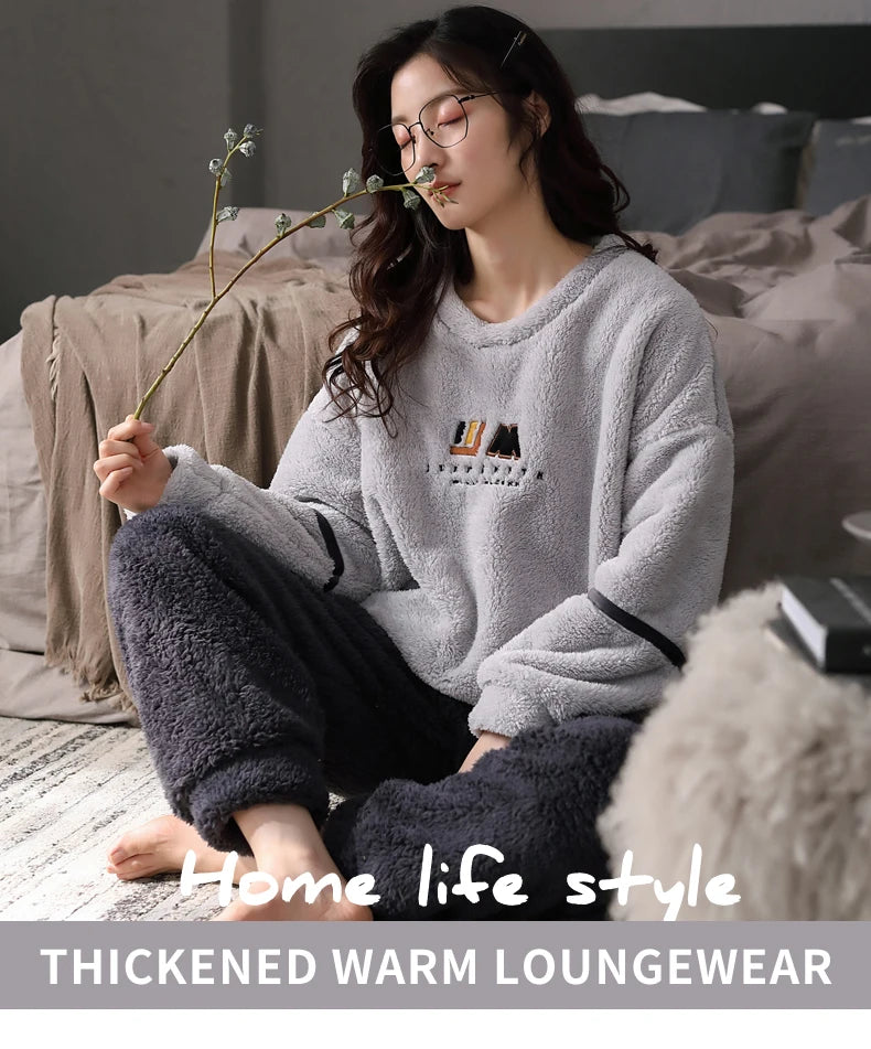 Women’s Winter Flannel Pajama Set – Warm, Thick Coral Fleece 2-Piece Loungewear