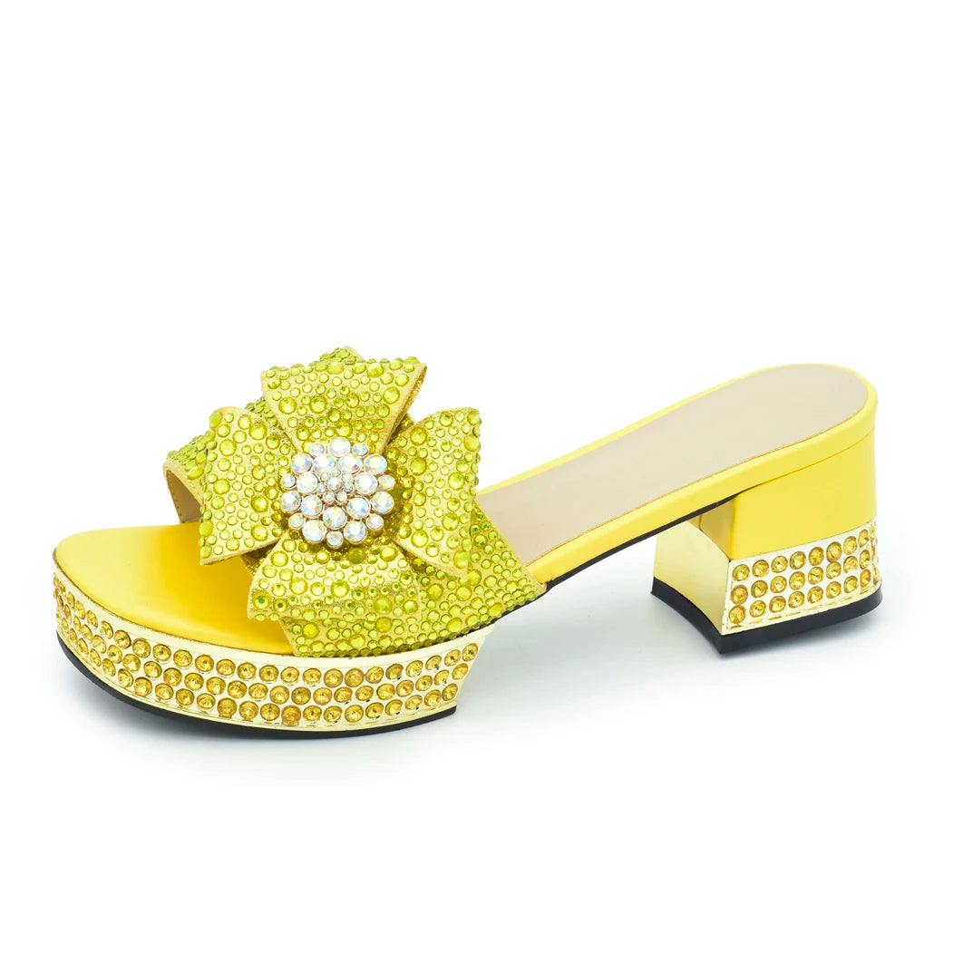 Nigerian Italian Shoes and Bags Set Decorated with Rhinestone Luxury Shoe and Bag Set for Party in Women