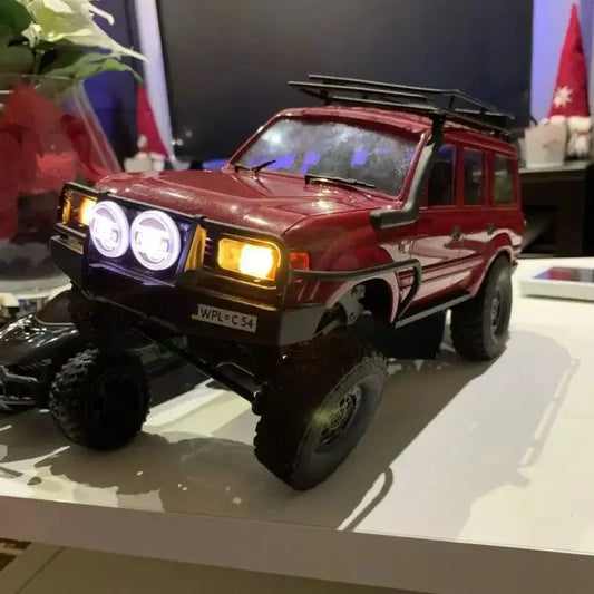 1 to 16 Scale 4WD Remote Control Off Road Climbing SUV