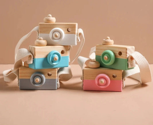 Wooden Fashion Camera Baby Toys Pendant Wooden Pattern Presents Nursing Gift Outdoor Toy Baby's Room Wooden Decoration