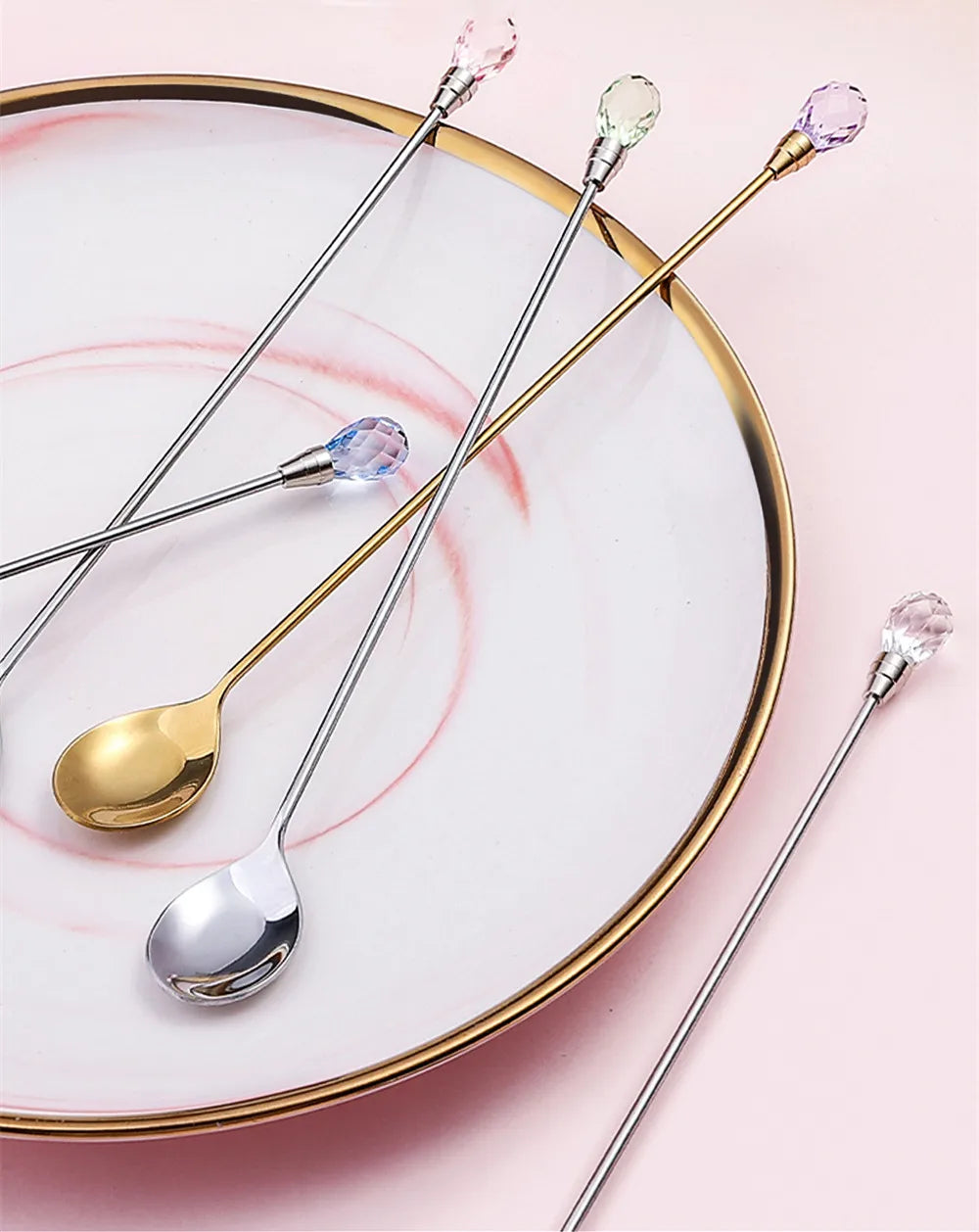 4pcs Diamond Coffee Spoon Stainless Steel Long Stirring Spoon Exquisite Crystal Teaspoon for Cafe Ice Cream Dessert Cocktail Mug