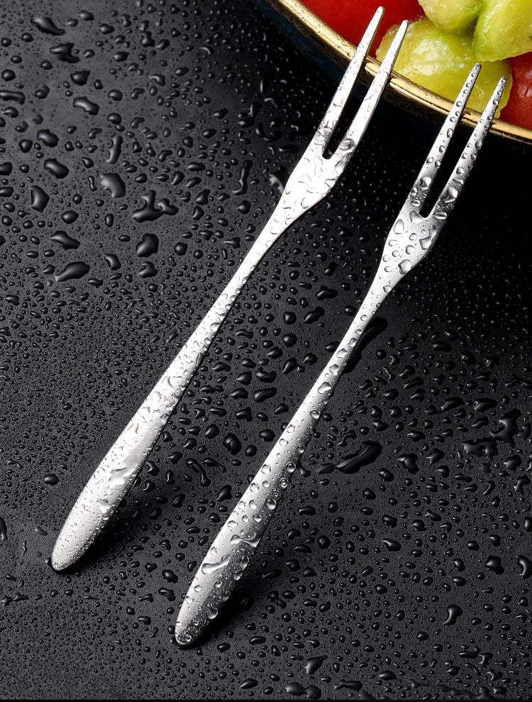 European Swan Tableware Holder Stainless Steel Spoon and Fork Base Elegant Utensil Stand Home Decor and Kitchen Organization