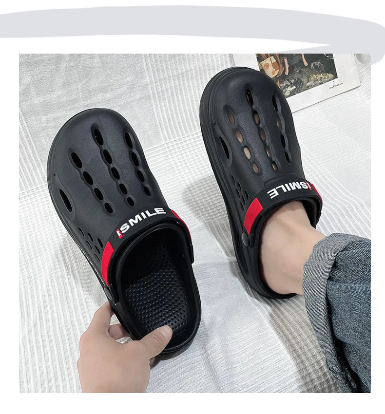 Soft Sole Summer Clogs Slippers Men Clogs Slippers Breathable Beach Slippers Men Home Slippers Outdoor Antiskid Slippers