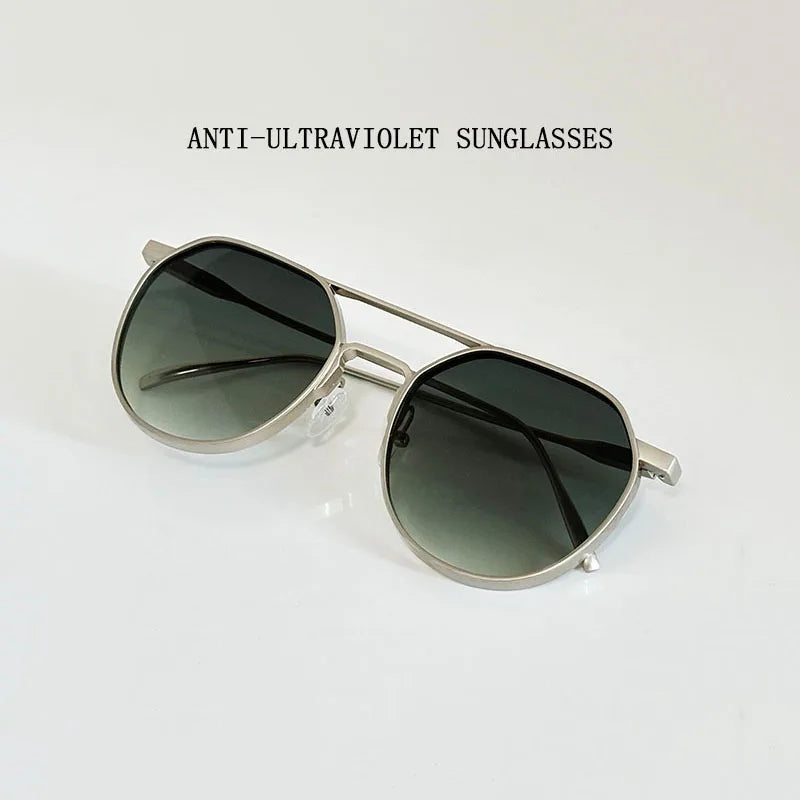 Oval Vintage Sunglasses With UV400 Protection