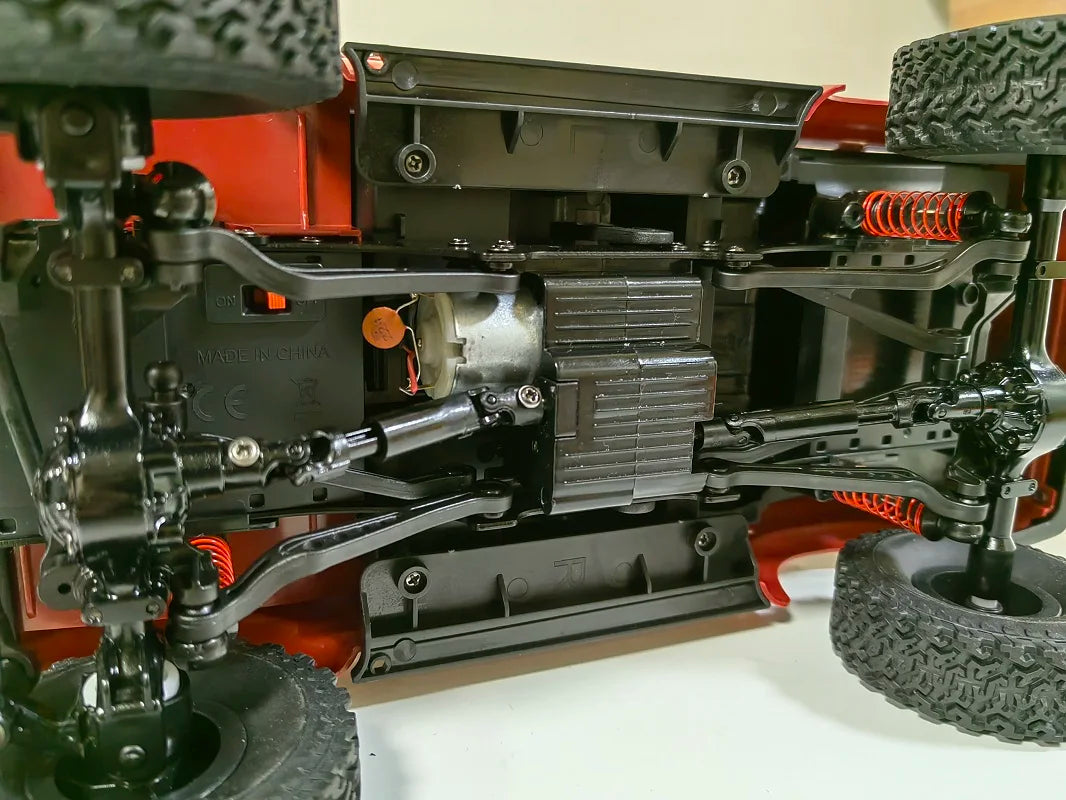 LC80 4WD RC Rock Crawler Off Road Remote Control Car 1 to 16 Scale