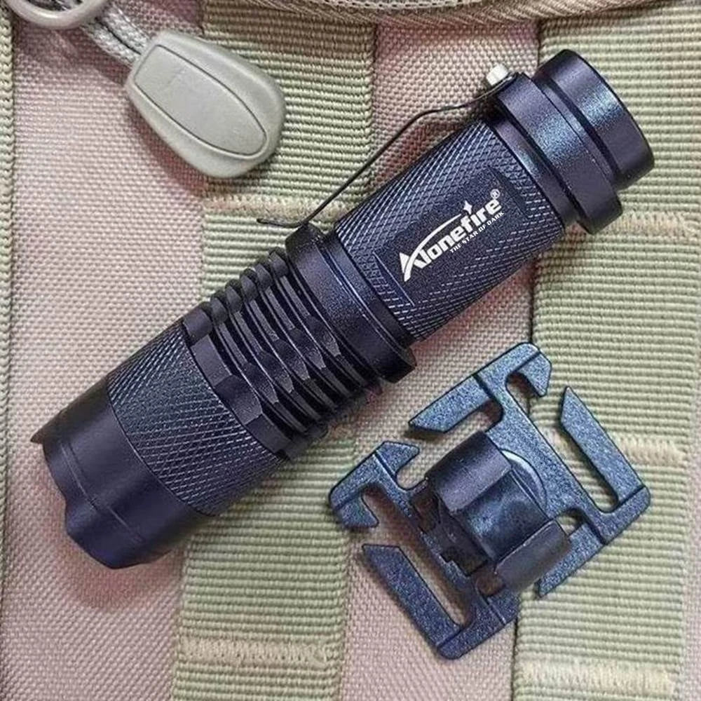 SK68 LED Flashlight With 360 Degree Swivel Clip