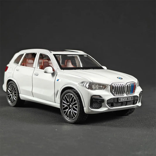1/32 Scale BMW X5 SUV Alloy Car Diecast Model Pull Back  Toy Collection Of Hobby Decorative Fine Ornaments Gifts