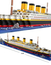 1860 pcs Blocks Titanic Cruise Ship Model Boat Model DIY Assemble Building Blocks Classical Brick Toys Xmas Gift For Children