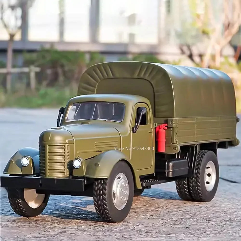 1:24 CA10 Vintage Truck Armored Car Model Toy Alloy Diecast Military Carrier Transport Vehicles Models Sound Light s Gifts
