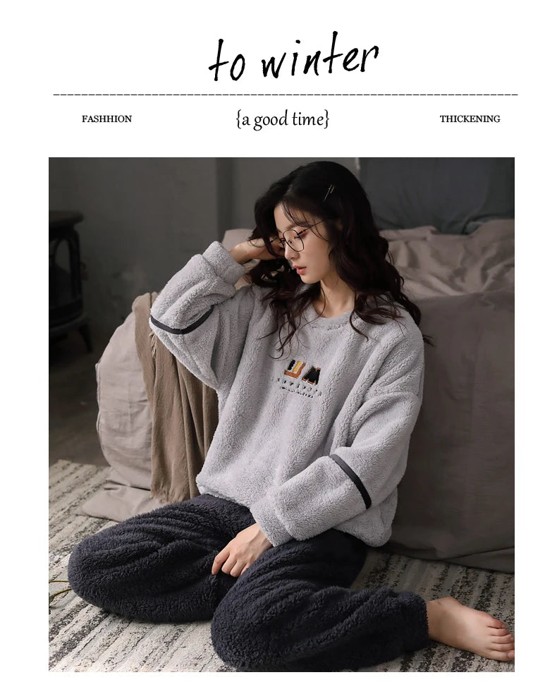 Women’s Winter Flannel Pajama Set – Warm, Thick Coral Fleece 2-Piece Loungewear