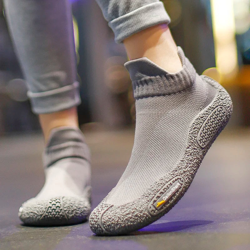 Silent Indoor Sports Shoes and Socks Gym Ultra Lightweight Shock Absorbent Breathable Anti Slip Soft Bottom Yoga