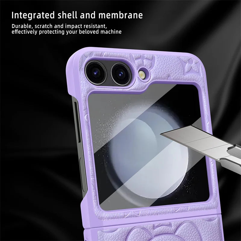 Cute Bear Folding Screen Phone Case For Samsung Z Flip 3 4 5 Folding Hinge Center Axis Case Film Integrated Phone Case