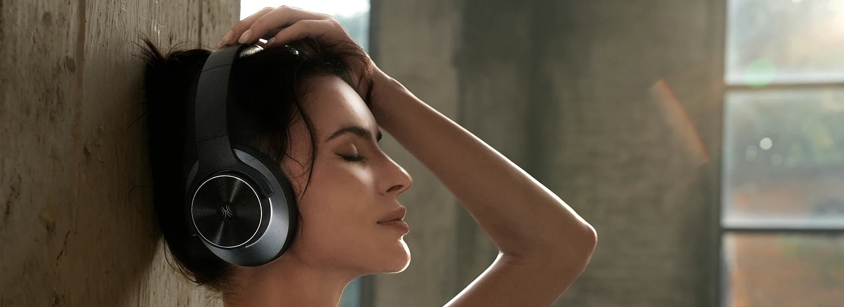 A10 ANC Wireless Bluetooth Headphones Hi-Res Audio Over Ear Headset 35dB Hybrid Active Noise Cancelling Headphones 50H