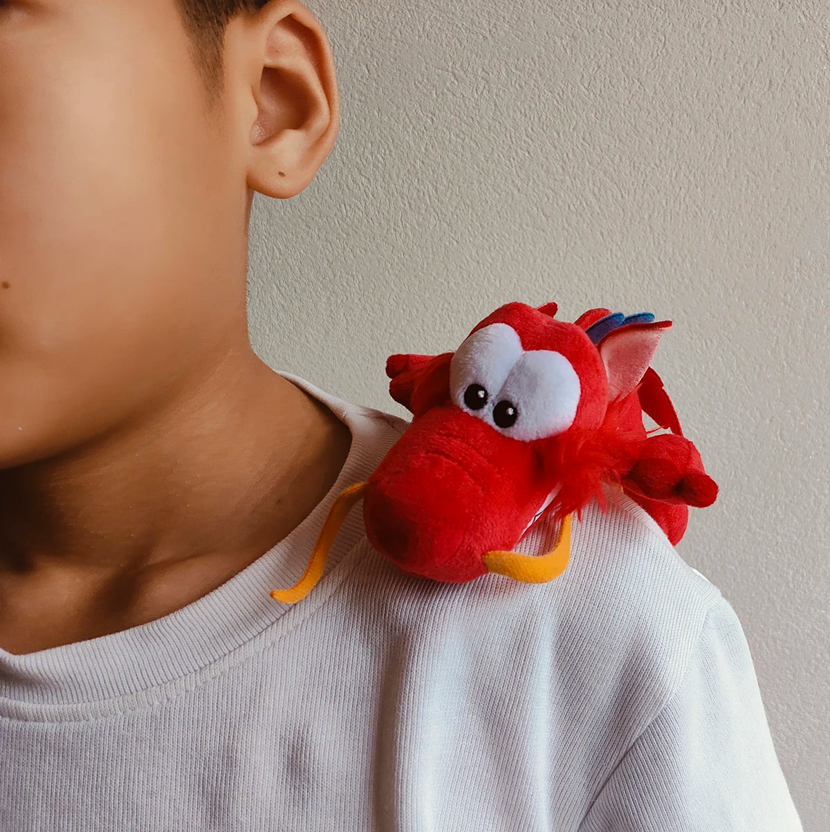 New Disney Mulan Mushu Dragon Doll Shoulder Magnetic Pal Plush ToyGift