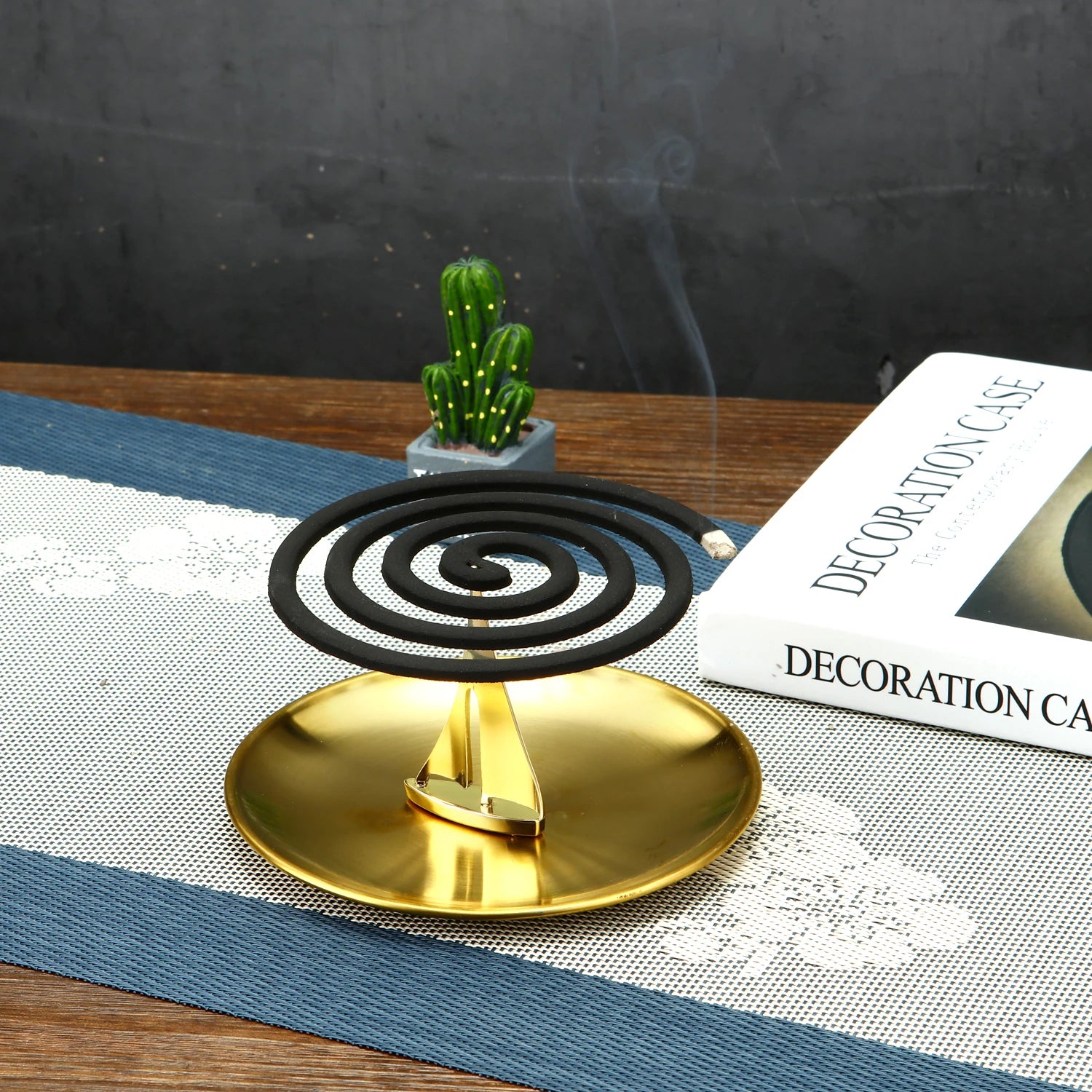 Creative Metal Incense Burner Mini Sailboat Incense Holder Incense Plate Ash Catcher Buddhism Supplies Home Decor