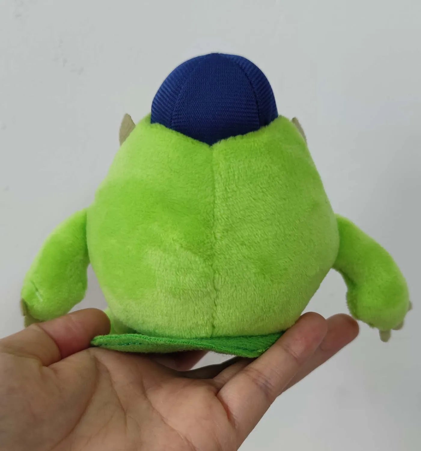 Disney Monsters University Mike Mr.Q  Shoulder Magnet toy doll gift