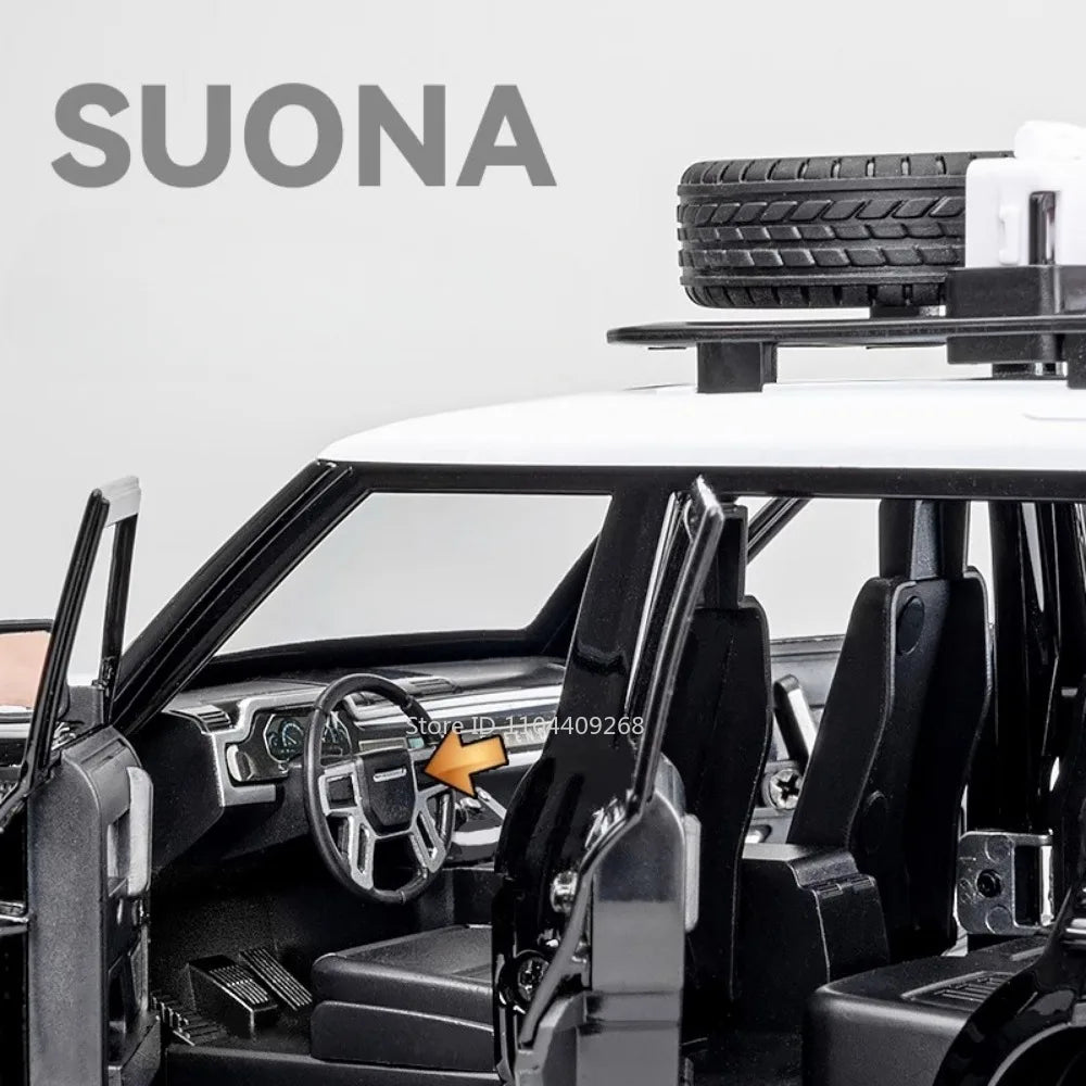 1:24 Land Rover Defender Range Rover Car Model Toy Alloy Diecast Sound Light SUV Off-road Vehicle Ornaments  Gifts