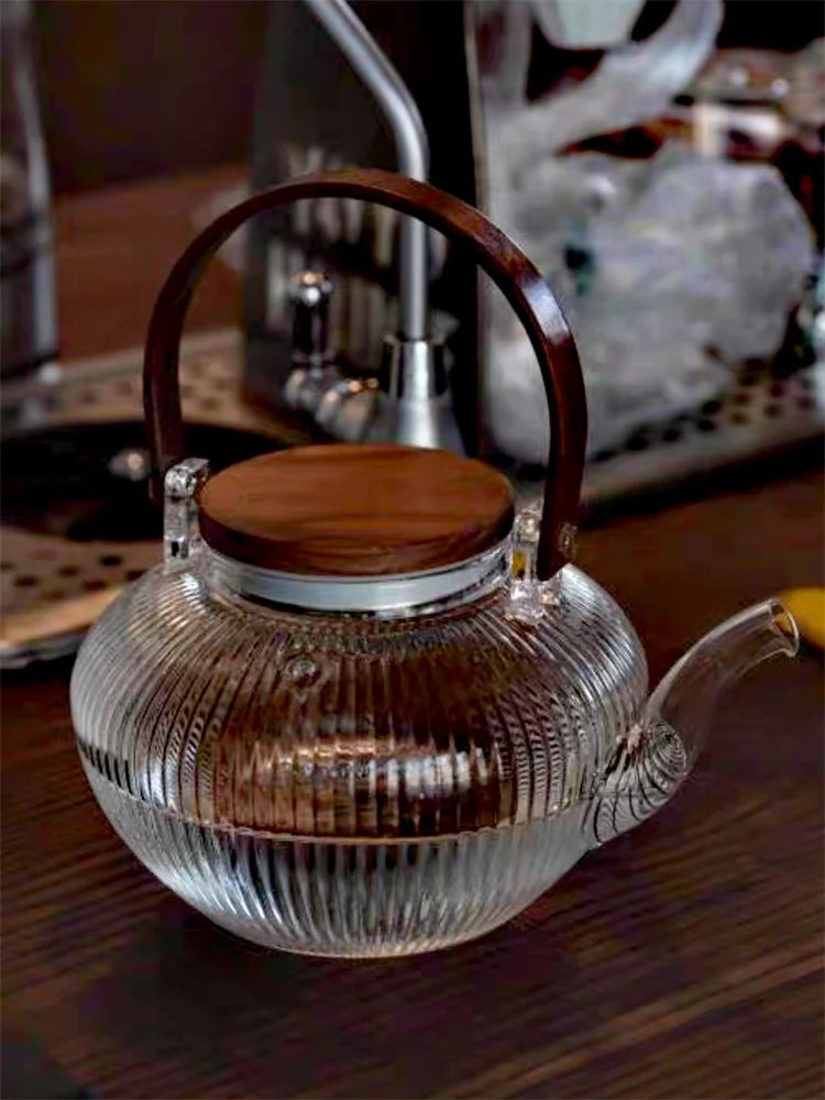 800ml Vertical Stripes Glass Teapot with Wooden Beam Handle and Tea Infuser