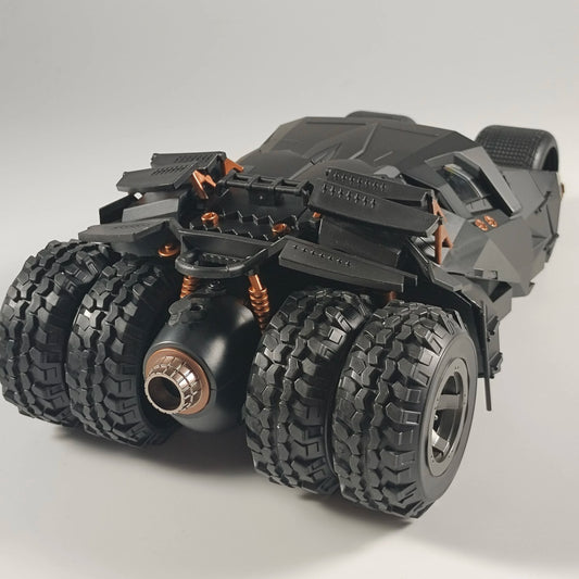 1:18 Batmobile Tumbler Alloy Diecast Model Sound Light Car Spray Function Toy Display Ornament Toys For Gift For
