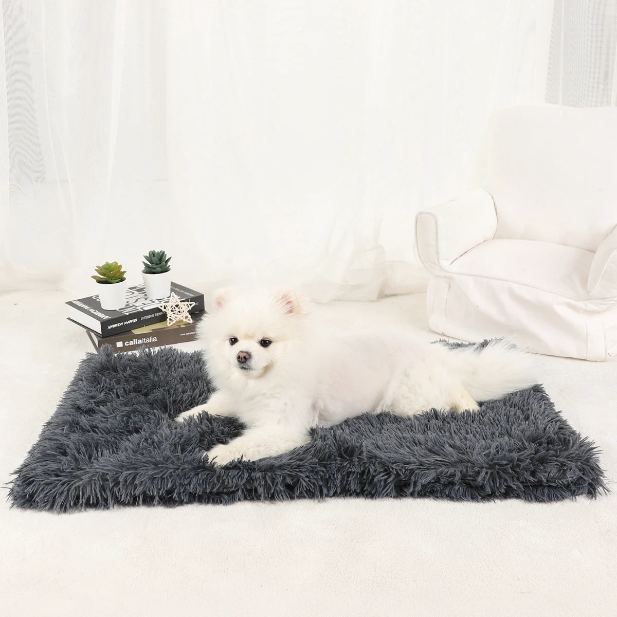 Washable Plush Pet Blanket Bed Mat for Dogs and Cats