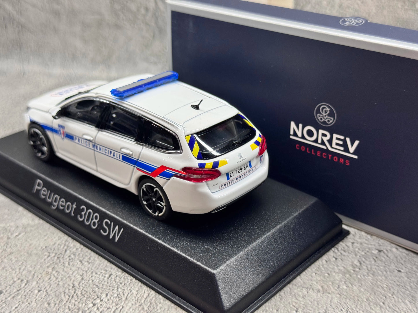 1 43 Scale Peugeot 308 SW 2018 Police Diecast Model Car
