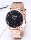 Luxury Wrist Watches for Women Fashion Quartz Watch Silicone Band Dial Women Casual Ladies Watch