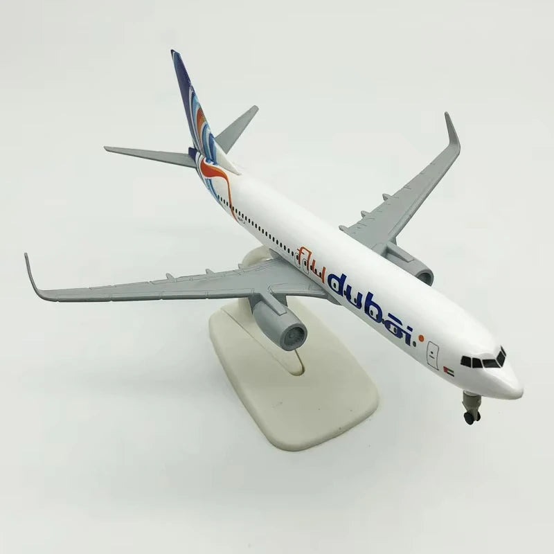 20CM FlyDubai Boeing 737 Aircraft Model