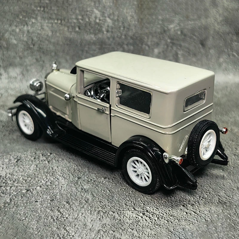 1 32 Scale Pontiac Coach 1926 Diecast Model Car