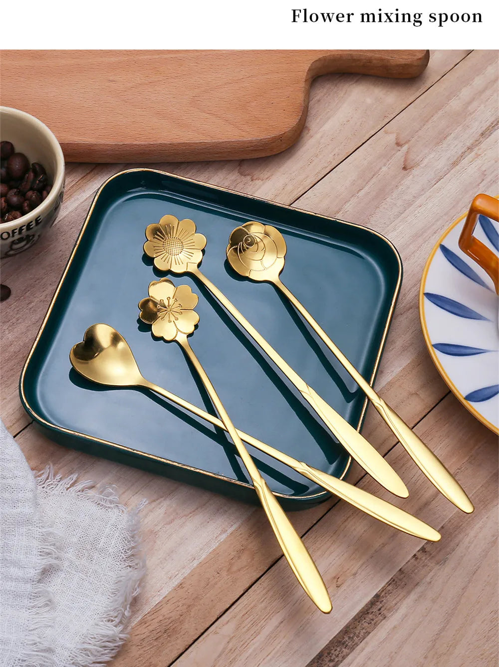 4pcs Long Flower Spoon Stainless Steel Dessert Spoons Gold Long Handle Teaspoon Mixing Scoop for Coffee Cake Kitchen Accessories