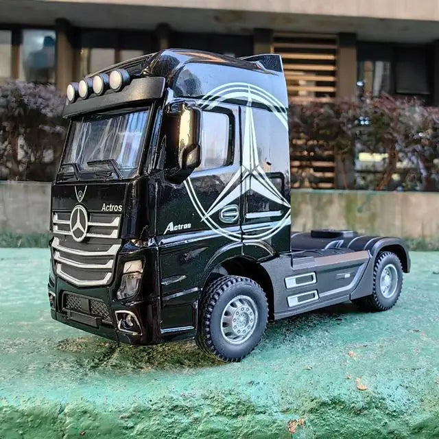 1/50 Alloy Diecast Truck Head Car Model Toys Simulation Engineering Transport Vehicle Pull Back Container Head Metal Toy for Boy