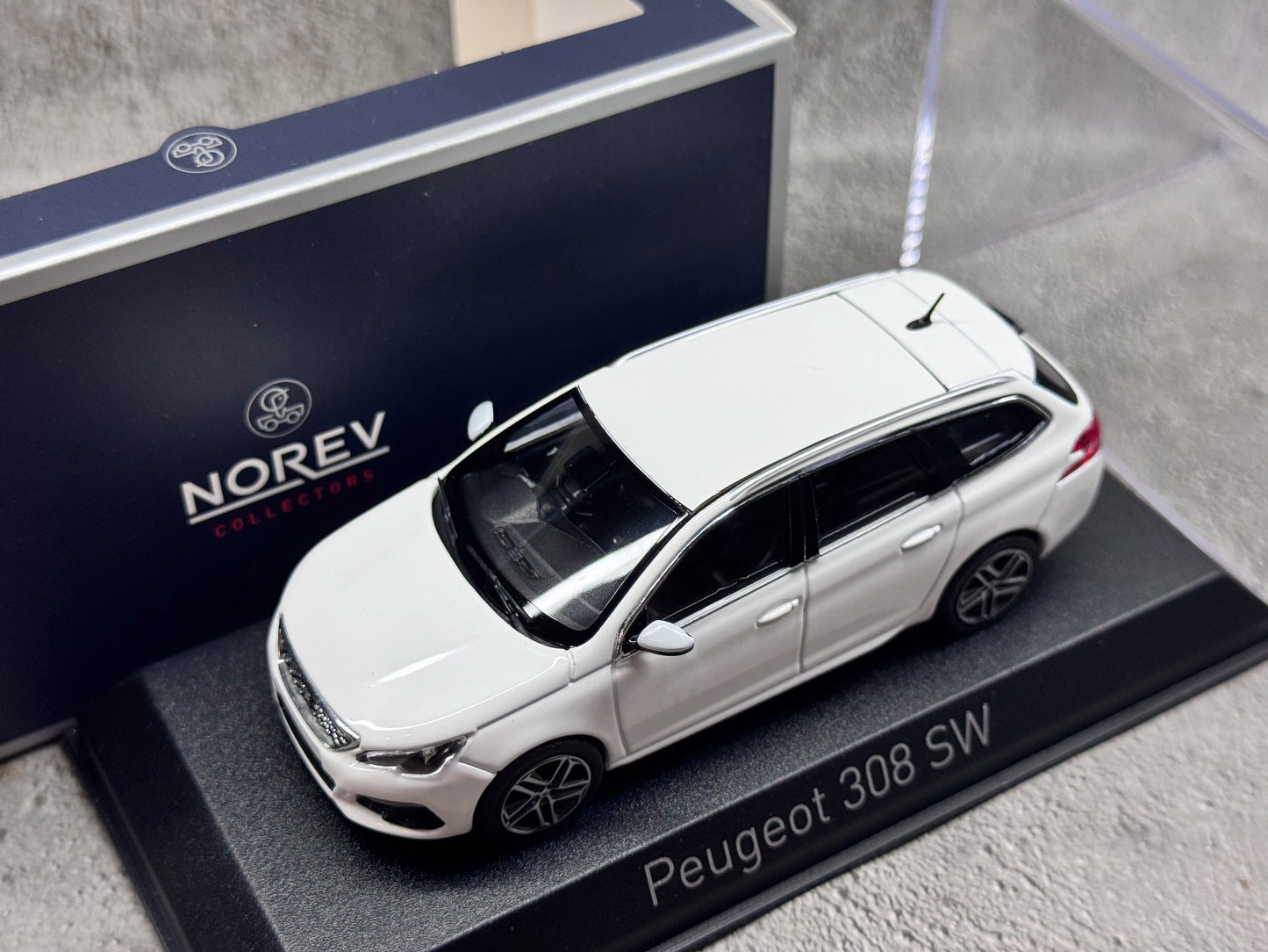 1 43 Scale Peugeot 308 SW 2018 Police Diecast Model Car